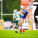 20230811 Vaasa, FINLAND. VAAHTERALIIGA: Wasa Royals - Seinäjoki Crocodiles.
Seinäjoki Crocodiles #5 Thomas Anessiadis vs. Wasa Royals #88 Bruno Escobar.
Photo: Samppa Toivonen / APOLLO PHOTO