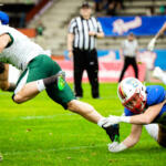 20230811 Vaasa, FINLAND. VAAHTERALIIGA: Wasa Royals - Seinäjoki Crocodiles.
Wasa Royals #29 Kasper West grabs Seinäjoki Crocodiles #1 Ville Ollonqvist.
Photo: Samppa Toivonen / APOLLO PHOTO