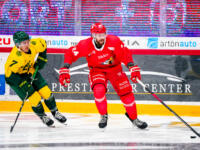 20230812 Vaasan Sähkö Areena Vaasa, FINLAND. LIIGA PRE-SEASON: Vaasan Sport - IF Björklöven Umeå.
Björklöven #7 Nick Schillkey & Sport #24 Reece Scarlett.
Photo: Samppa Toivonen / APOLLO PHOTO