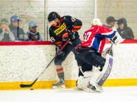 20231017 Uusikaarlepyy, FINLAND. SUOMI-SARJA: MuIK Hockey Munsala - Järvenpään Haukat.
Haukat #49 Jussi-Pekka Jokinen vs. MuIK #30 Patrik Koivisto.
Photo: Samppa Toivonen / APOLLO PHOTO