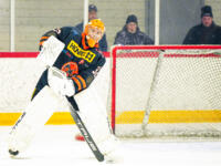 20231017 Uusikaarlepyy, FINLAND. SUOMI-SARJA: MuIK Hockey Munsala - Järvenpään Haukat.
Haukat #32 Roope Koskinen.
Photo: Samppa Toivonen / APOLLO PHOTO