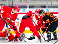 20231020 Vaasa, FINLAND. U20 SM-Sarja: Vaasan Sport - Kouvolan KooKoo.
Sport #35 Casimir Wekström making a save.
Photo: Samppa Toivonen / APOLLO PHOTO