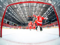 20231020 Vaasa, FINLAND. U20 SM-Sarja: Vaasan Sport - Kouvolan KooKoo.
Sport #35 Casimir Wekström getting a hug from #53 Masi Härkönen.
Photo: Samppa Toivonen / APOLLO PHOTO