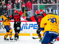 20231025 Vaasan Sähkö Areena Vaasa, FINLAND. LIIGA: Vaasan Sport - Rauman Lukko.
Sport #37 Atro Leppänen celebrating
Photo: Samppa Toivonen / APOLLO PHOTO