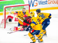 20231025 Vaasan Sähkö Areena Vaasa, FINLAND. LIIGA: Vaasan Sport - Rauman Lukko.
Traffic at Lukko goal
Photo: Samppa Toivonen / APOLLO PHOTO