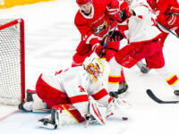 20231027 Vaasa, FINLAND. U20 SM-Sarja: Vaasan Sport - Helsingin Jokerit.
Jokerit #30 Sisu Heikkeri covering the puck.
Photo: Samppa Toivonen / APOLLO PHOTO