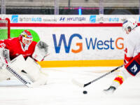 20231027 Vaasa, FINLAND. U20 SM-Sarja: Vaasan Sport - Helsingin Jokerit.
Sport #35 Casimir Wekström vs. Jokerit #44 Onni Lind.
Photo: Samppa Toivonen / APOLLO PHOTO