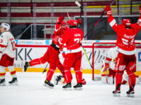 20231027 Vaasa, FINLAND. U20 SM-Sarja: Vaasan Sport - Helsingin Jokerit.
Sport #17 Marek Potsinok, #71 Matti Härmä & #64 Jesse Rantanen celebrating a goal.
Photo: Samppa Toivonen / APOLLO PHOTO