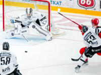 20231117 Vaasan Sähkö Areena Vaasa, FINLAND. LIIGA: Vaasan Sport - TPS Turku.
TPS #35 Eetu Anttila in goal.
Photo: Samppa Toivonen / APOLLO PHOTO