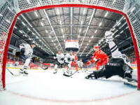 20231117 Vaasan Sähkö Areena Vaasa, FINLAND. LIIGA: Vaasan Sport - TPS Turku.
Sport #4 Teemu Suhonen going for goal against TPS #35 Eetu Anttila.
Photo: Samppa Toivonen / APOLLO PHOTO