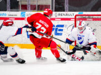 20240105 Vaasa, FINLAND. U20 SM-Sarja: Vaasan Sport - Helsingin IFK.
Sport #73 Lenni Suutari vs. HIFK #1 Elias Pyyhtiä.
Photo: Samppa Toivonen / APOLLO PHOTO