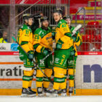 20240113 Vaasan Sähkö Areena Vaasa, FINLAND. LIIGA: Vaasan Sport - Tampereen Ilves.
Ilves 0-1 maalintekijä #25 Jeremy Gregoire juhlii maalia #11 Robin Nyquist Alvarezin, #43 Otto Latvalan ja #12 Matias Mäntykiven kanssa
Photo: Pasi Suokko / APOLLO PHOTO