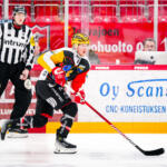 20240126 Vaasan Sähkö Areena Vaasa, FINLAND. LIIGA: Vaasan Sport - JYP Jyväskylä.
Sport #11 Simon Hjalmarsson.
Photo: Samppa Toivonen / APOLLO PHOTO