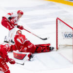 20240117 Ässät vs. Sport, Liiga runkosarja, Pori. Kuvassa 41 Niklas Rubin torjuu 71 Viljami Nieminen puolittaisen läpiajon. Elmeri Elo / Apollo Photo