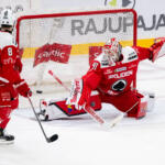 20240117 Ässät vs. Sport, Liiga runkosarja, Pori. Kuvassa 41 Niklas Rubin torjuu, 8 Libor Zábranský. Elmeri Elo / Apollo Photo