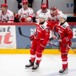 20240117 Ässät vs. Sport, Liiga runkosarja, Pori. Kuvassa 70 Marcus Davidsson viimeisteli 4-1 loppunumerot tyhjään maaliin ja teki ottelussa tehot 2+0, 73 Eemil Erholtz. Elmeri Elo / Apollo Photo