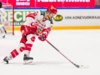 20241205 Turku, FINLAND. LIIGA: TPS Turku - Vaasan Sport.
Kalle Miketinac #80, Sport carries the puck in the offensive zone.
Photo: Mika Kylmäniemi / APOLLO PHOTO
