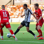 20250725 Project Liv Arena, Pietarsaari, FINLAND. VEIKKAUSLIIGA: FF Jaro - VPS
#18 William Lenkupae Wilson, VPS
#3 Hans Gunnarsson, FF Jaro
#15 Rudi Vikström, FF Jaro
Photo: Pasi Suokko / APOLLO PHOTO