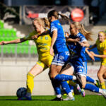 20250712 Vaasa, FINLAND. KANSALLINEN LIIGA: IFK Vaasa - HJK Helsinki.
HJK #13 Minea Lassas, VIFK #9 Sofia Matikainen & #8 Noella Håkans
Photo: Samppa Toivonen / APOLLO PHOTO