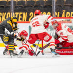 20250822 Kraft Arena, Skellefteå, Sweden. Preseason: Skellefteå AIK - Vaasan Sport
Vaasan Sport #95 Miroslav Svoboda
Vaasan Sport #52 Valtteri Hietanen
Vaasan Sport #16 Theodor Johnsson
Skellefteå AIK #96 Rickard Hugg
Photo: Pasi Suokko / APOLLO PHOTO