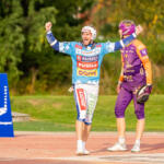 20250906 Sotkamo, FINLAND. MIESTEN SUPERPESIS: Välierä 4, Vimpelin Veto - Sotkamon Jymy
Vimpelin Veto #11 Jere Saukko
Sotkamon Jymy #4 Aleksanteri Huotari
Photo: Pasi Suokko / APOLLO PHOTO