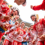 20250907 Seinäjoki, FINLAND. NAISTEN SUPERPESIS:
Pronssiottelu 2, Jussittaret - Virkiä
Jussittaret juhlii pronssimitalia
Photo: Pasi Suokko / APOLLO PHOTO