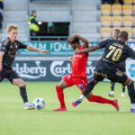 20250927 Seinäjoki, FINLAND. VEIKKAUSLIIGA, Mestaruussarja: SJK - FC Inter
FC Inter #17 Bismark Ampofo
SJK #19 Elias Mastokangas
SJK #70 Valentin Waldir Alenis Vargas
Photo: Pasi Suokko / APOLLO PHOTO