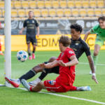 20250927 Seinäjoki, FINLAND. VEIKKAUSLIIGA, Mestaruussarja: SJK - FC Inter
FC Inter #2 Jussi Niska
SJK #4 Kelvin Spencer Pires
Photo: Pasi Suokko / APOLLO PHOTO