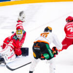 20250927 Vaasan Sähkö Areena Vaasa, FINLAND. LIIGA: Vaasan Sport - Kouvolan KooKoo.
Vaasan Sport #32 Joni Ortio saves
Photo: Samppa Toivonen / APOLLO PHOTO