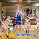 20251011 Lapua, FINLAND. Naisten Korisliiga: Vimpelin Veto - Kouvottaret
Vimpelin Veto #4 Sara Puckett
Kouvottaret #23 Elli Heikkilä
Kouvottaret #4 Henriikka Vähäuski
Kouvottaret #3 Tayanna Jones Bell
Photo: Pasi Suokko / APOLLO PHOTO