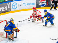 20251217 Mikkeli, FINLAND. LIIGA: Mikkelin Jukurit - Vaasan Sport
Sport #86 Philip Granath
Jukurit #3 Juuso Arola
Jukurit #29 Evan Buitenhuis
Photo: Pasi Suokko / APOLLO PHOTO