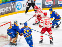 20251217 Mikkeli, FINLAND. LIIGA: Mikkelin Jukurit - Vaasan Sport
Sport #7 Hannes Häkkilä
Jukurit #70 Eemeli Saari
Sport #28 Johan Sundström
Jukurit #29 Evan Buitenhuis
Jukurit #58 Kim Johansson
Photo: Pasi Suokko / APOLLO PHOTO