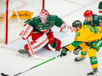 20251227 Vaasa, FINLAND. LIIGA: Vaasan Sport - Tampereen Ilves
Ilves #29 Jens Lööke
Sport #1 Masi Härkönen
Sport #86 Philip Granath
Photo: Pasi Suokko / APOLLO PHOTO