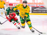 20251227 Vaasa, FINLAND. LIIGA: Vaasan Sport - Tampereen Ilves
Ilves #3 Toni Utunen
Sport #3 Charles Bertrand
Photo: Pasi Suokko / APOLLO PHOTO